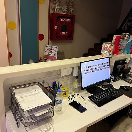 Aparthotel Taksim Pera Aparts à Istambul Extérieur photo